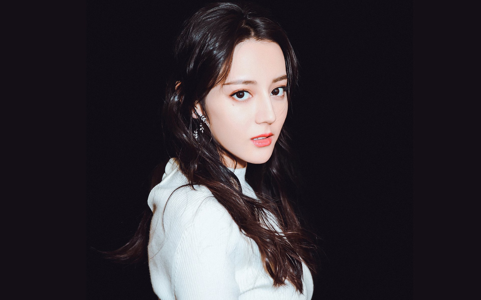 “英超新星崛起:年轻球员表现惊艳全场”,英超年轻人