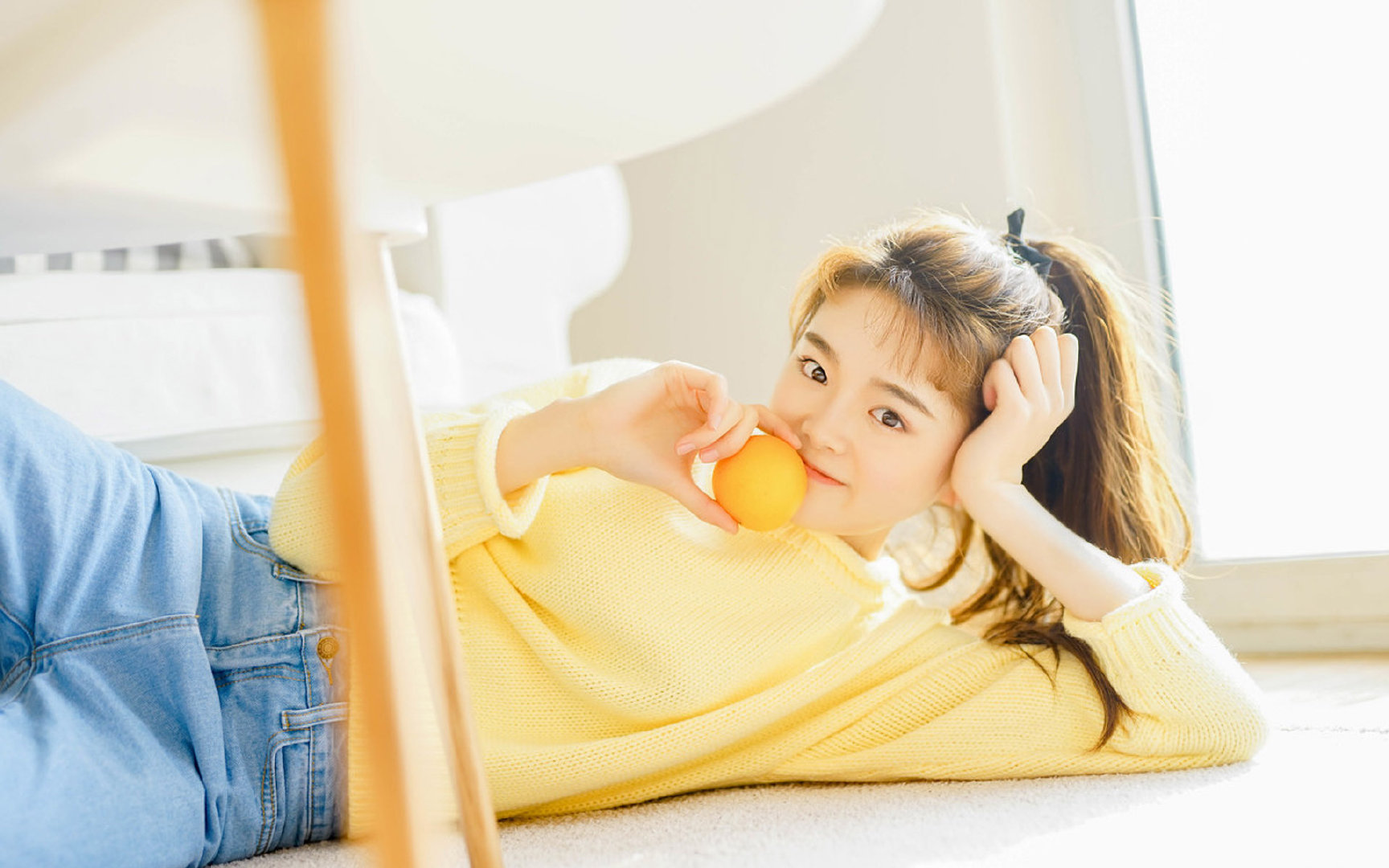 鱼鹰球迷聚集球场助威,为球队加油助力获胜,鱼鹰表演